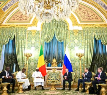 GuI9EiaXUAAbN k 360x320