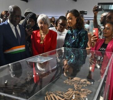 251c5ffd6b62cc21c446c963c76cf214 1751362352 2 360x320