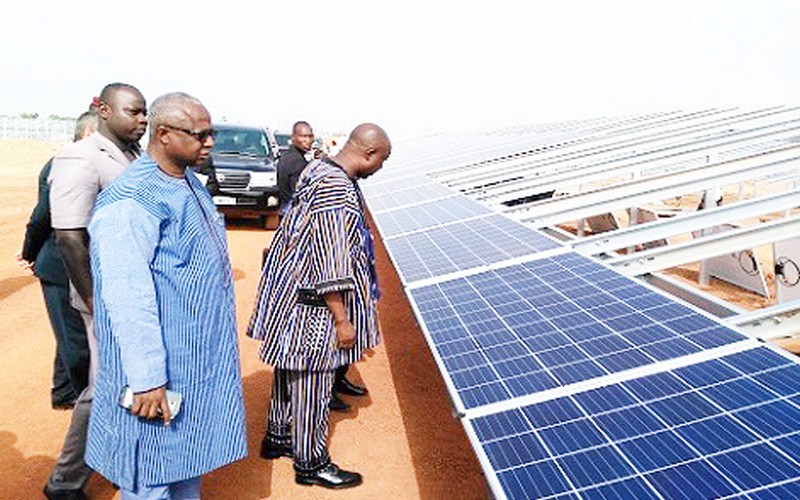 Le Burkina Faso voit la transition energetique comme une solution face aux changements climatiques 