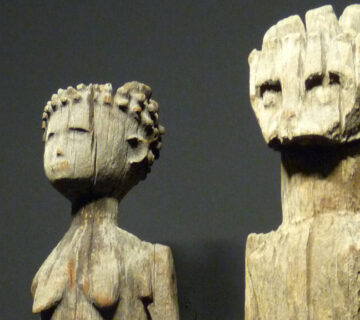 Detail statues funeraires sakalava madagascar 0 1 360x320