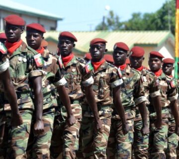 106355431 armeeguinee 360x320