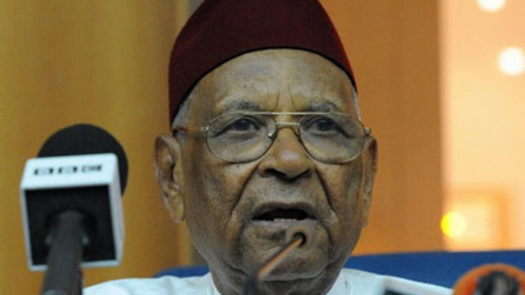 Amadou Makhtar Mbow 0