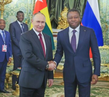 Faure Gnassingbe et Vladimir Poutine 1 360x320