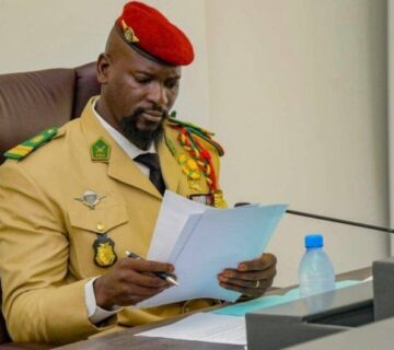 General Mamadi Doumbouya president de la Transition 1068x712 1 750x430 1 360x320