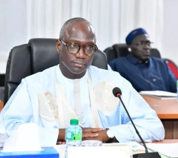 Ministre Mabouda Diagne 1 1200x800 jpg 360x320