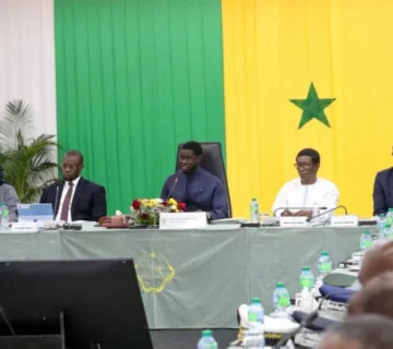 Conseil presidentiel 900x581 jpg 360x320