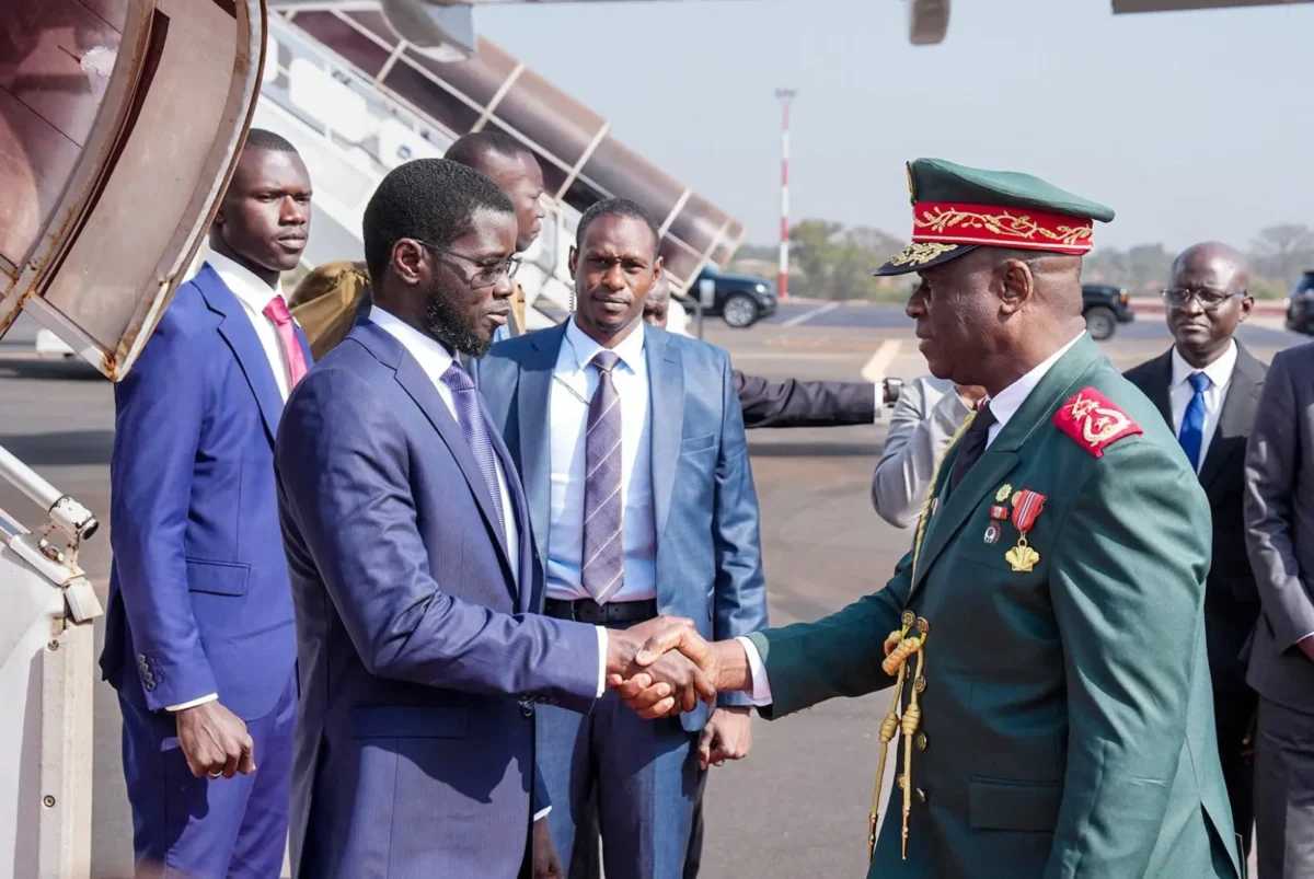 1 Diomaye President de la Tranzition Guinee Bissau 1200x803 1