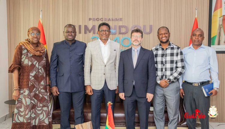 1000319708 750x430 1