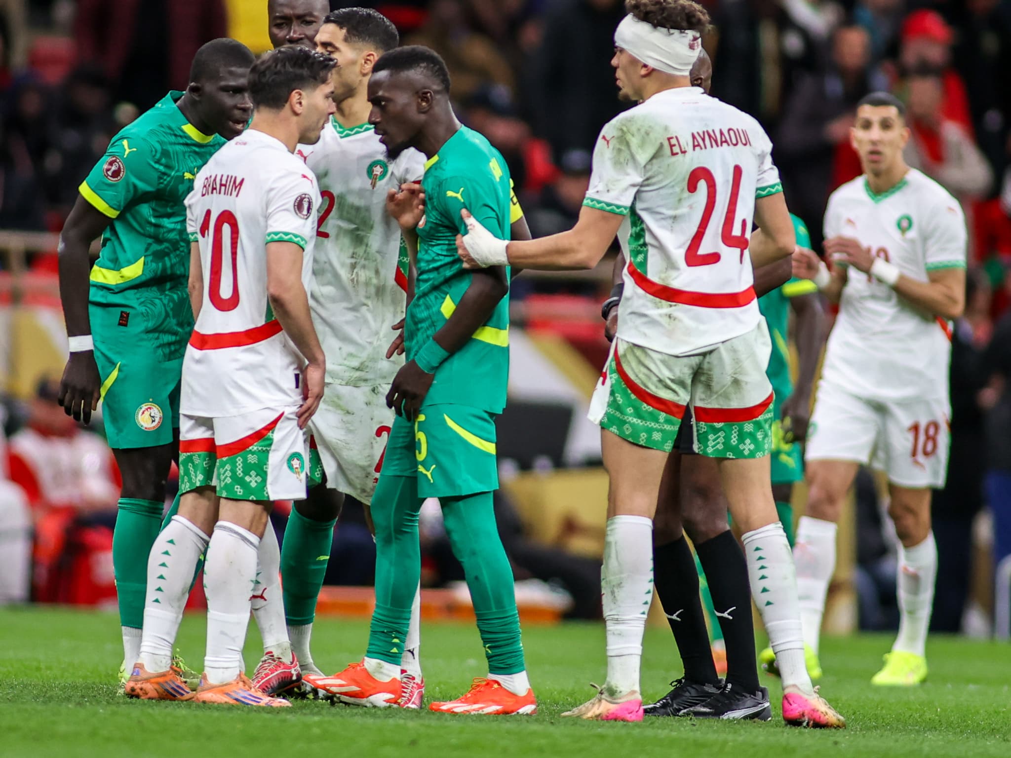 Tensions entre Brahim Diaz et Idrissa Gueye lors de la finale de la CAN Senegal Maroc 18 janvier 2026 2218935