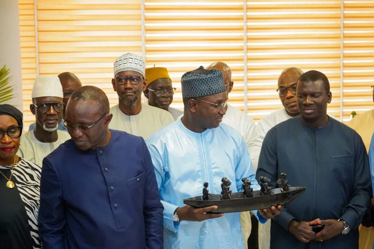 Dieye 1 1200x800 jpg