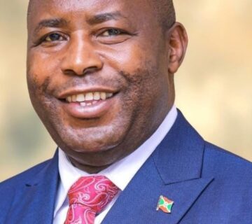 00641295 3f8a58d1e114463797a875ccd563a116 arc614x376 w735 us1 360x320