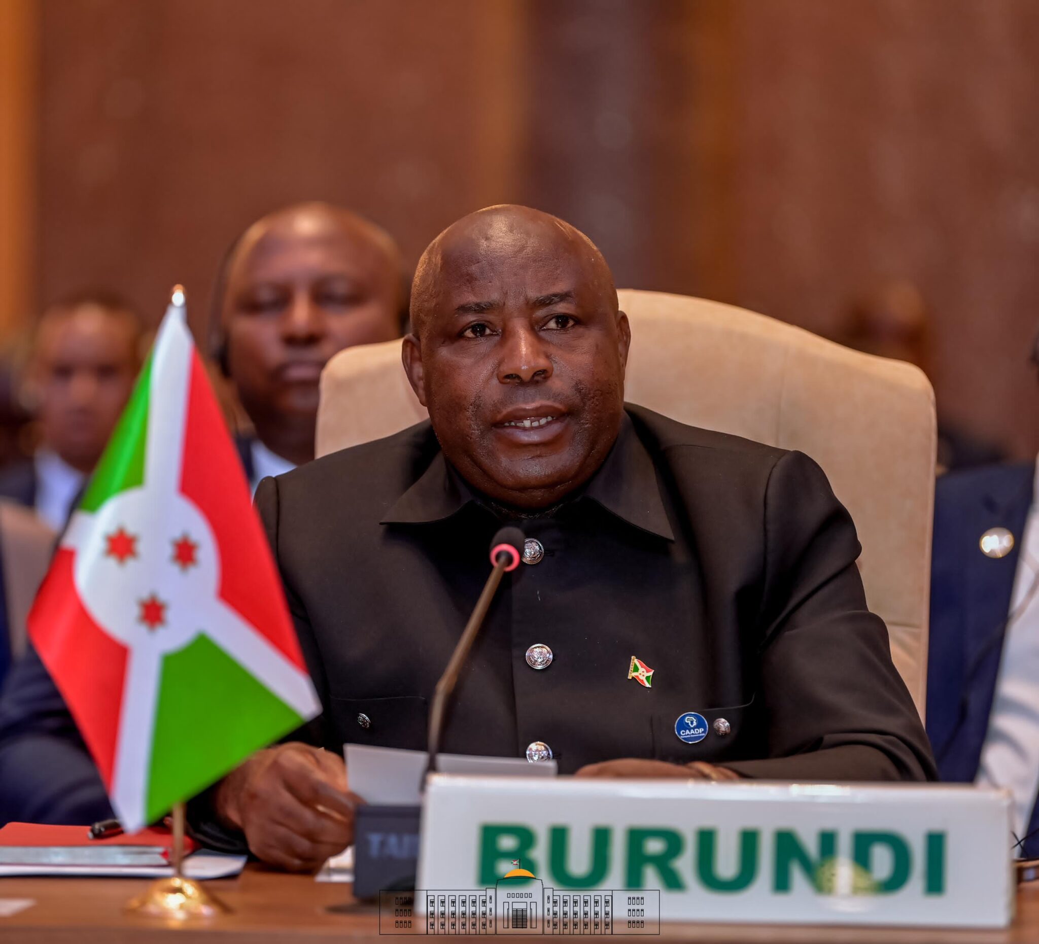 Burundi : Évariste Ndayishimiye investi par son parti pour un nouveau ...