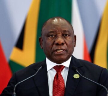 Ramaphosa 158102F9CC5B w1023 r1 s 360x320