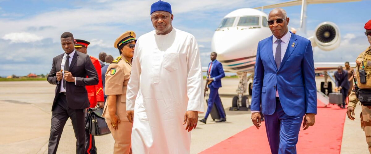 Guinée–Gambie : Adama Barrow reçu à Conakry pour consolider la coopération bilatérale