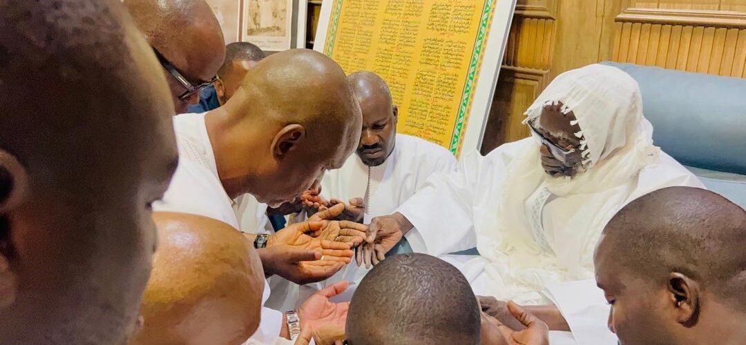 TOUBA: UNE IMPORTANTE DÉLÉGATION DE LA RÉPUBLIQUE DE GUINÉE CHEZ LE KHALIFE GÉNÉRAL DES MOURIDES