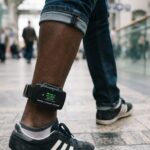 Sénégal–Gabon : Libreville s’intéresse au bracelet électronique pour moderniser son système pénitentiaire 