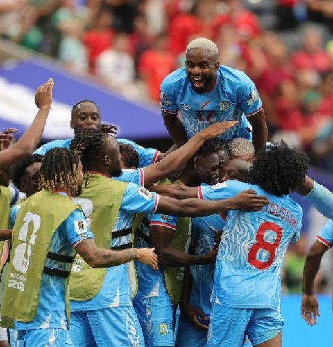 1847765-les-leopards-de-la-rdc-celebrent-l-egalisation-de-yoane-wissa-face-au-portugal-a-la-coupe-du-monde-le-17-juin-2026-a-houston