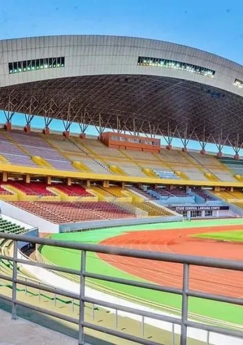 stade-du-28-septembre-de-Guinee (1)